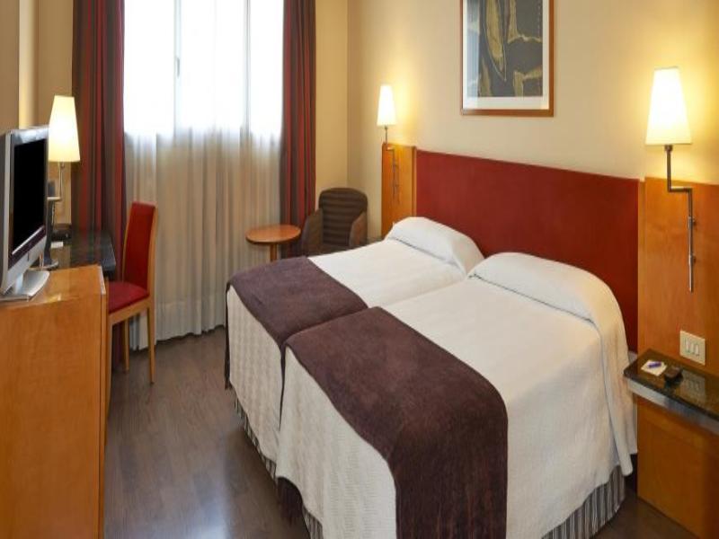 Nh Ciutat De Reus Ξενοδοχείο Εξωτερικό φωτογραφία